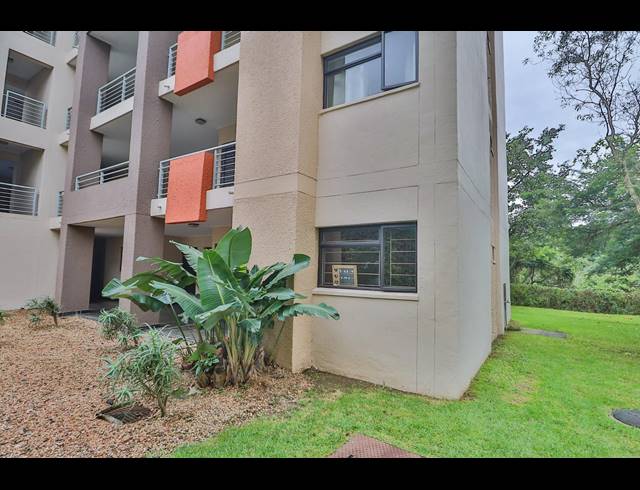 2 BEDROOM FLAT SOLD IN SHERWOOD